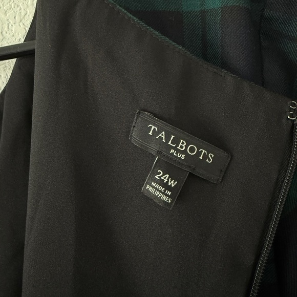 Talbots Green Sheath Dress with V-neck and Cuffed Sleeves - Picture 9 of 11